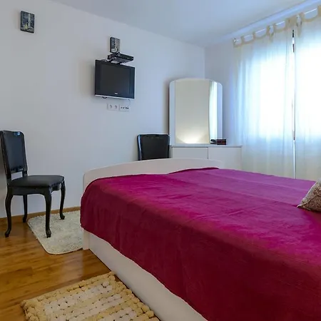 Mb Apartment *