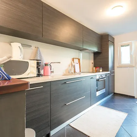 Mb Apartment